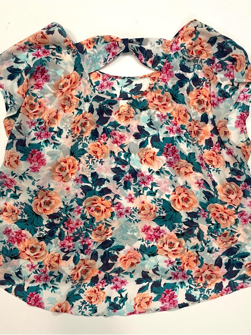 Torrid Watercolor Floral Sleeveless Blouse Size 2 / 2X - Picture 2 of 7
